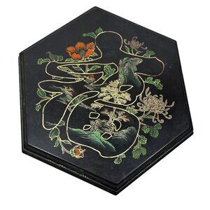 Chinese Lacquer Ware Nesting‎ nesting trays with lid 9 1/4”